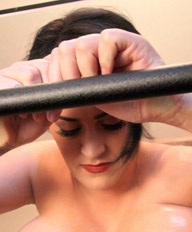 Leanne bigboobsonglass bts set1  candids of leanne crow playing